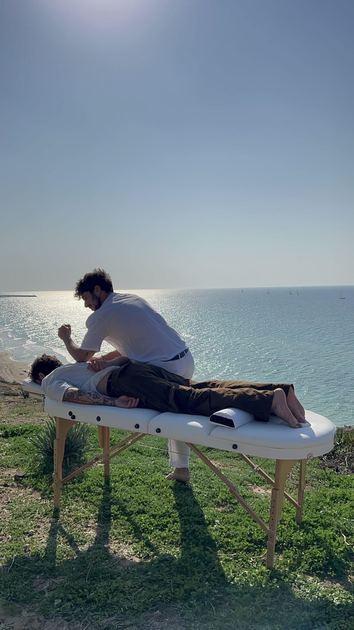 חוסן דרך מגע מרפא